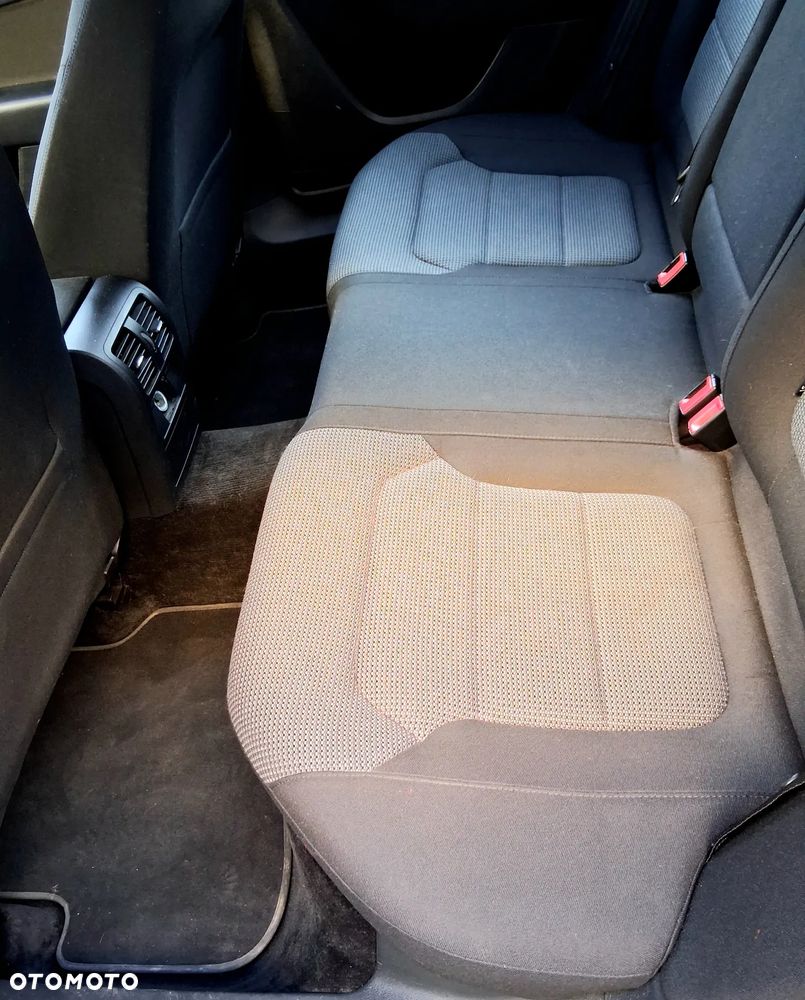 Volkswagen Passat 2.0 TSI Highline - 19