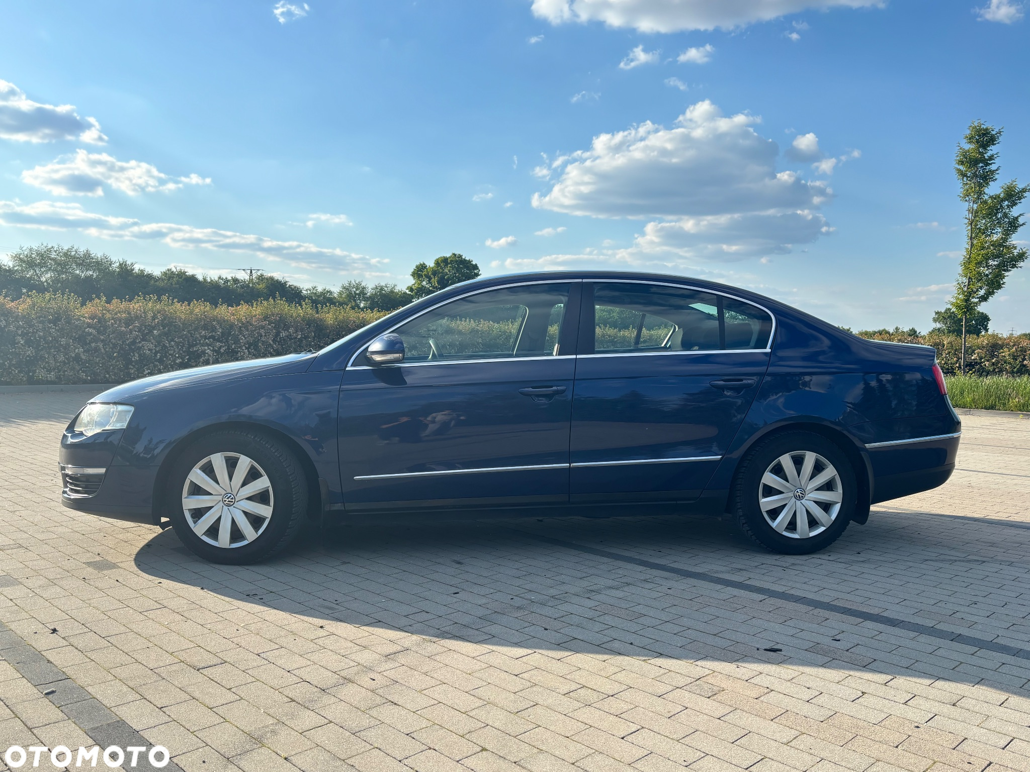 Volkswagen Passat 2.0 TDI Comfortline - 6