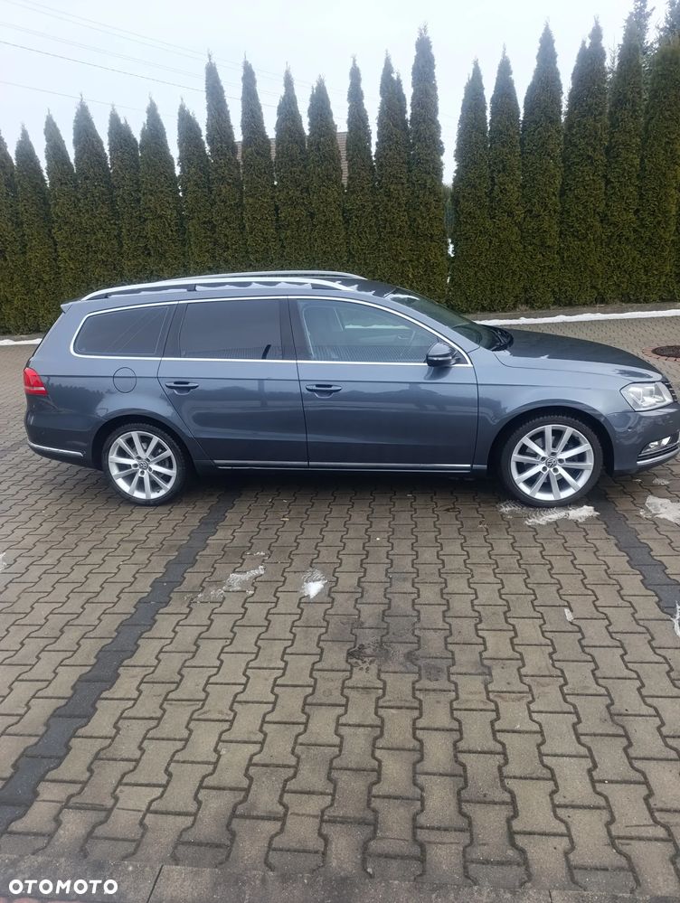 Volkswagen Passat 2.0 TDI Highline - 38