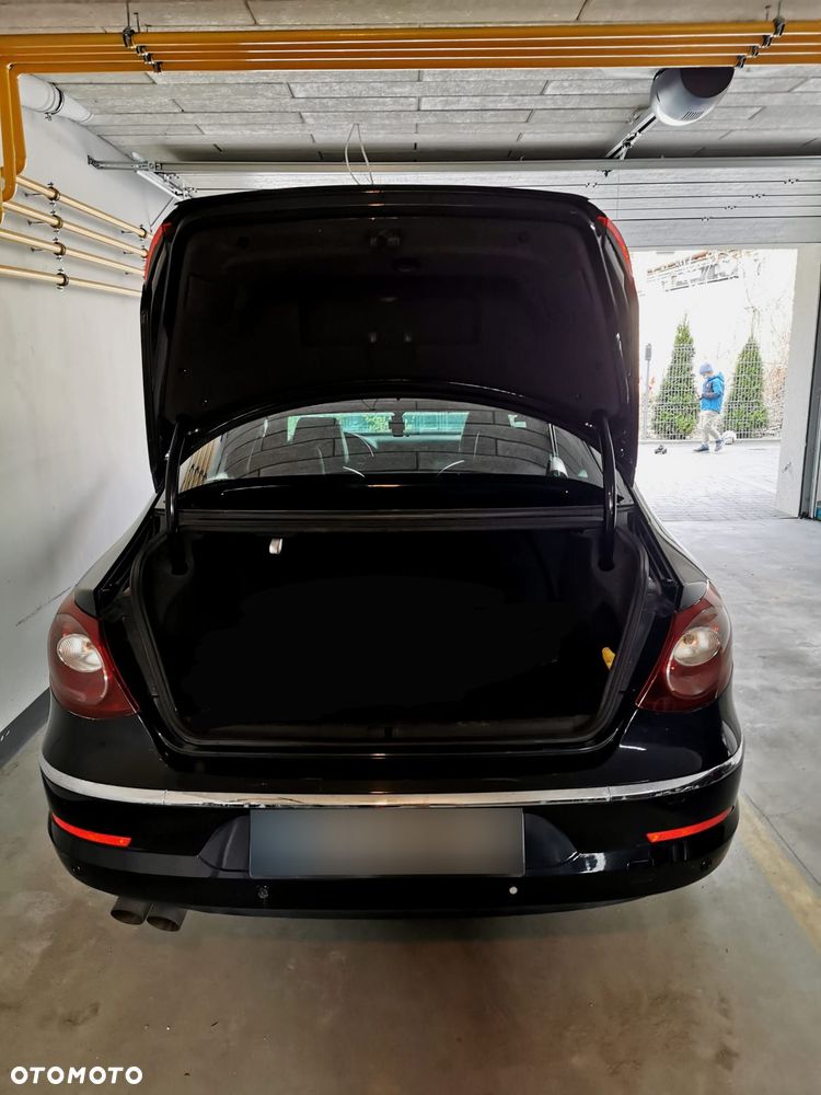 Volkswagen Passat CC - 9