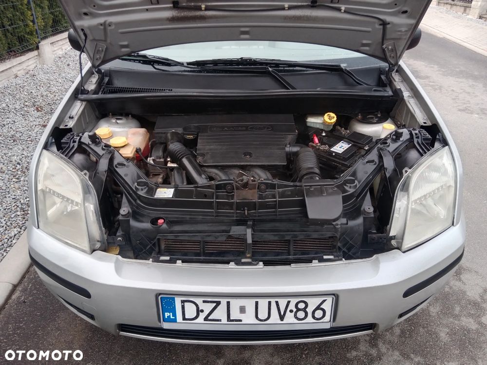 Ford Fusion 1.4 Ambiente - 10