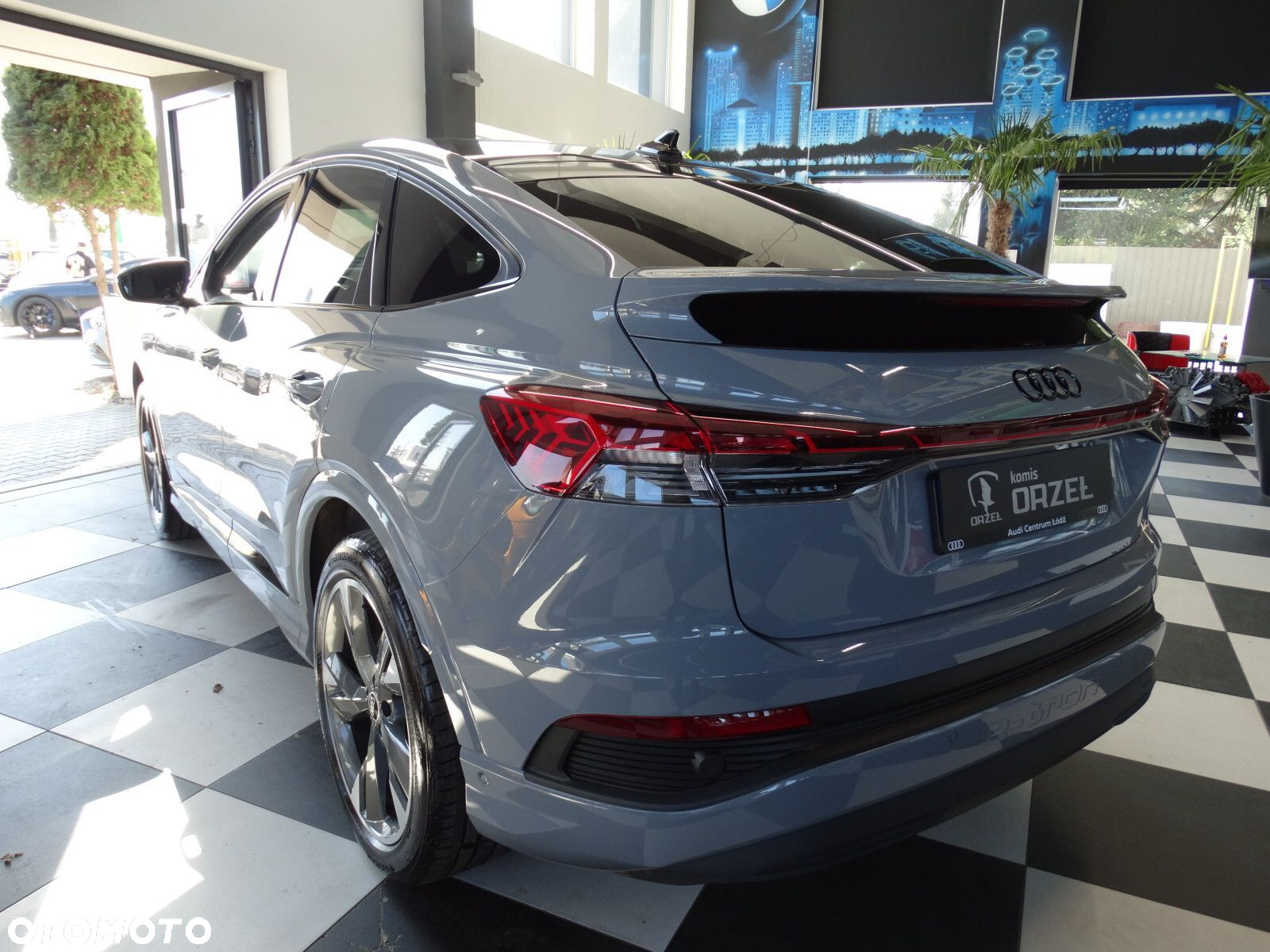 Audi e-tron - 6
