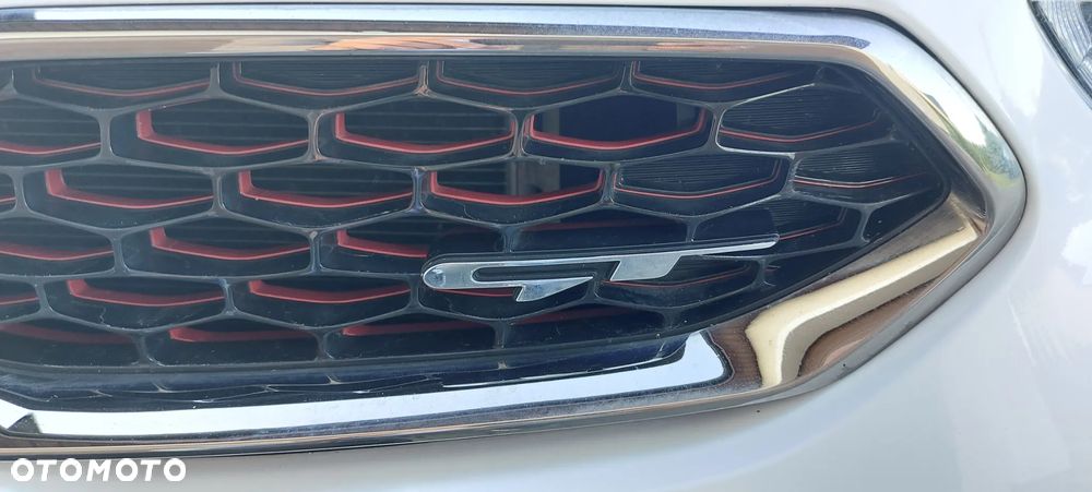 Kia ProCeed - 16