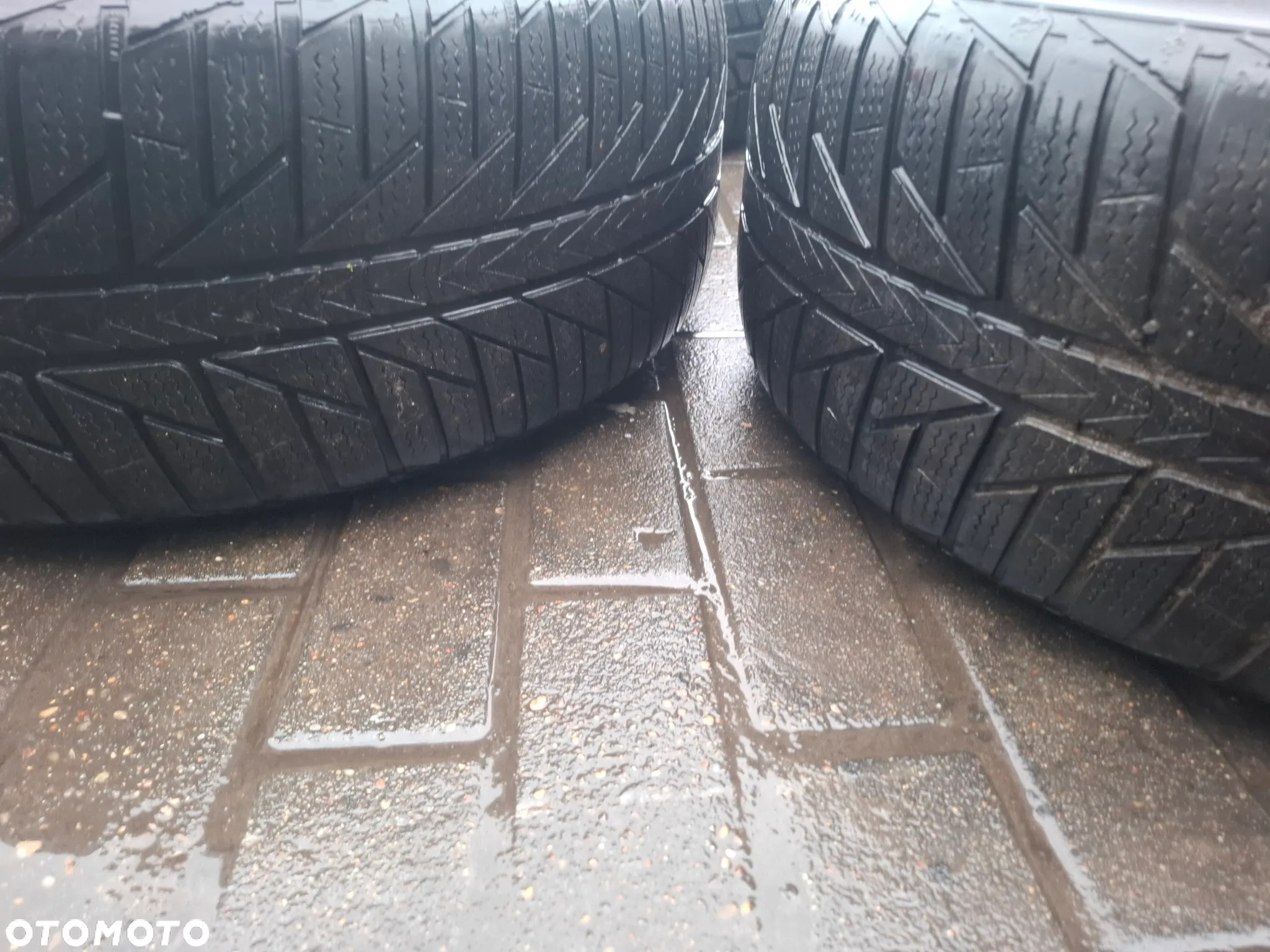 BMW X5 E70 FELGI ALUMINIOWE 18 CALI OPONY ZIMOWE 8,5 J18 ET46 - 13