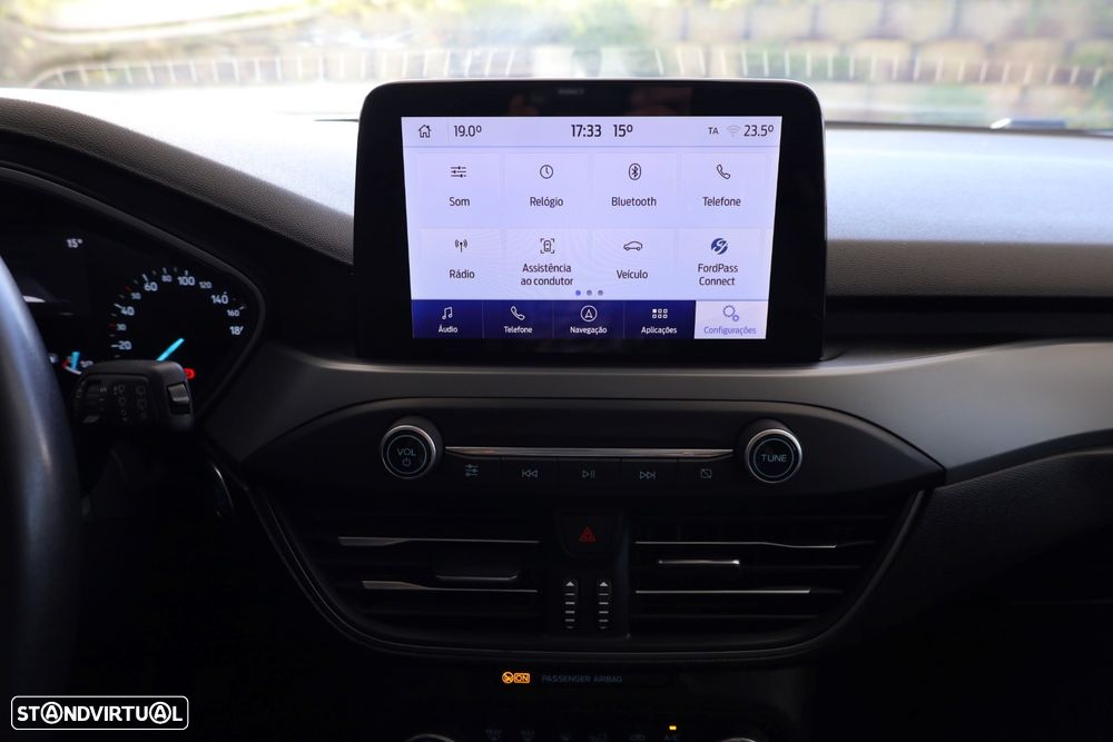 Ford Focus 1.0 EcoBoost MHEV Connected - 28