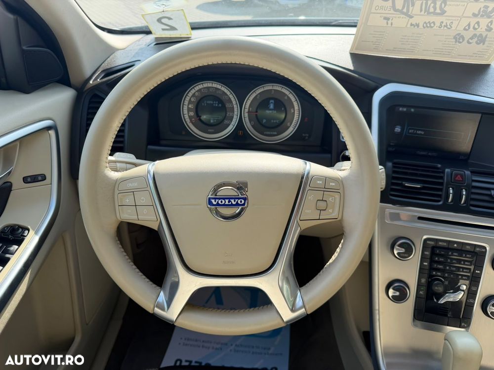 Volvo XC 60 - 12