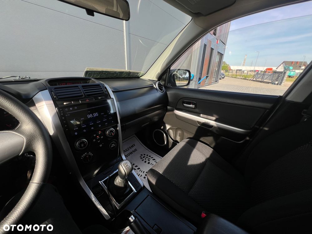 Suzuki Grand Vitara 1.9 DDiS Premium - 23