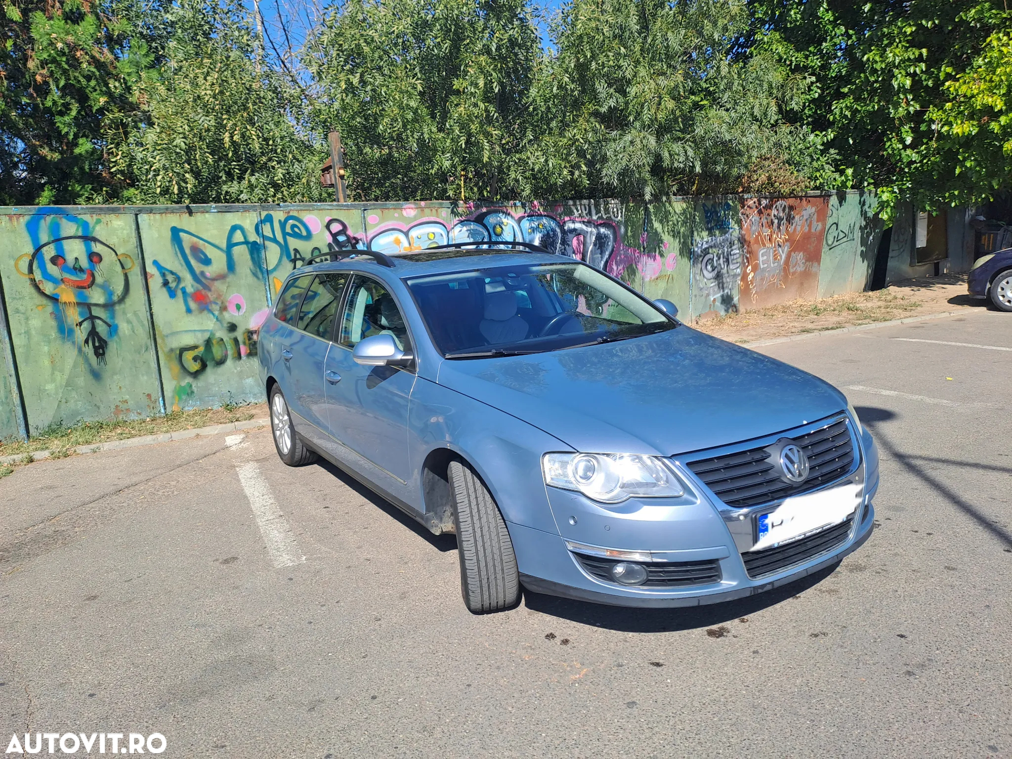 Volkswagen Passat Variant 2.0 TDI Comfortline DPF - 2