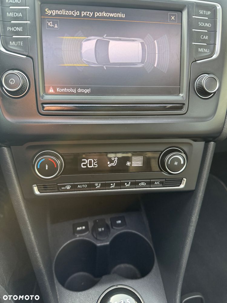 Volkswagen Polo 1.4 TDI (Blue Motion Technology) Comfortline - 32