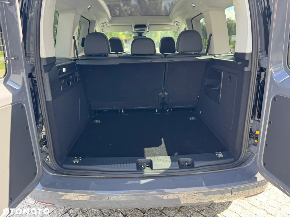 Volkswagen Caddy 2.0 TDI Dark Label DSG - 17