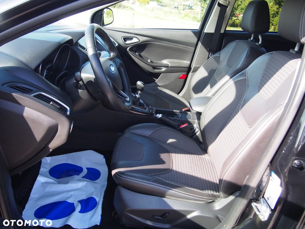Ford Focus SW 1.0 EcoBoost Titanium - 9