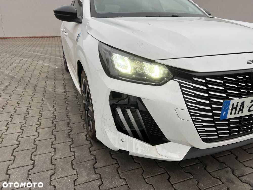 Peugeot 208 Benzin 100 Allure - 9