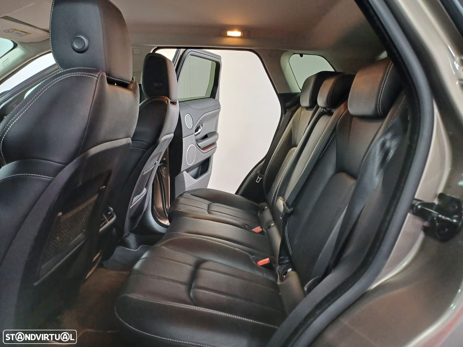 Land Rover Range Rover Evoque 2.0 Si4 HSE Dynamic - 12