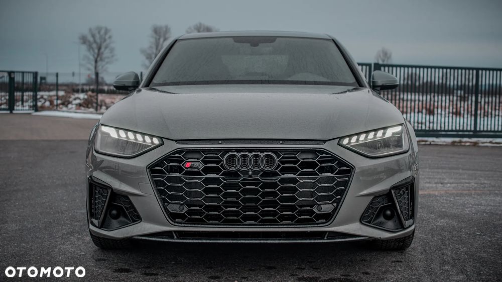 Audi S4 Limousine - 1