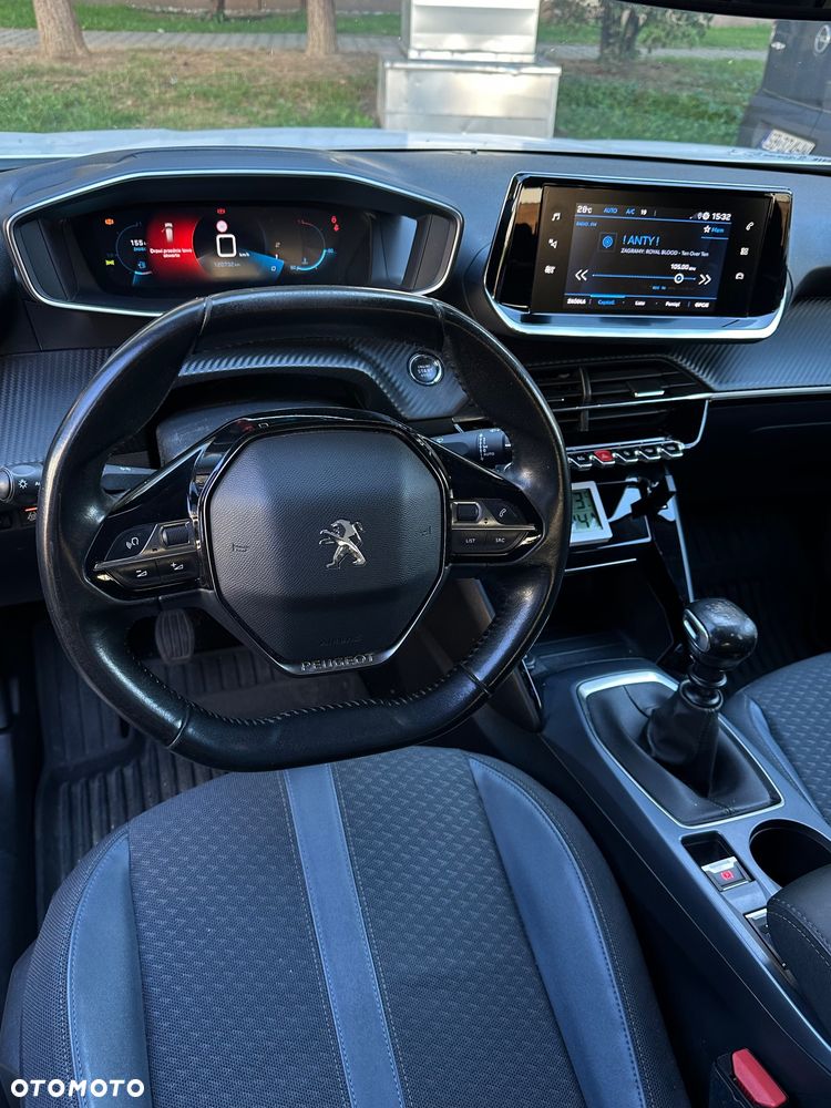 Peugeot 2008 PureTech 130 Allure Pack - 9
