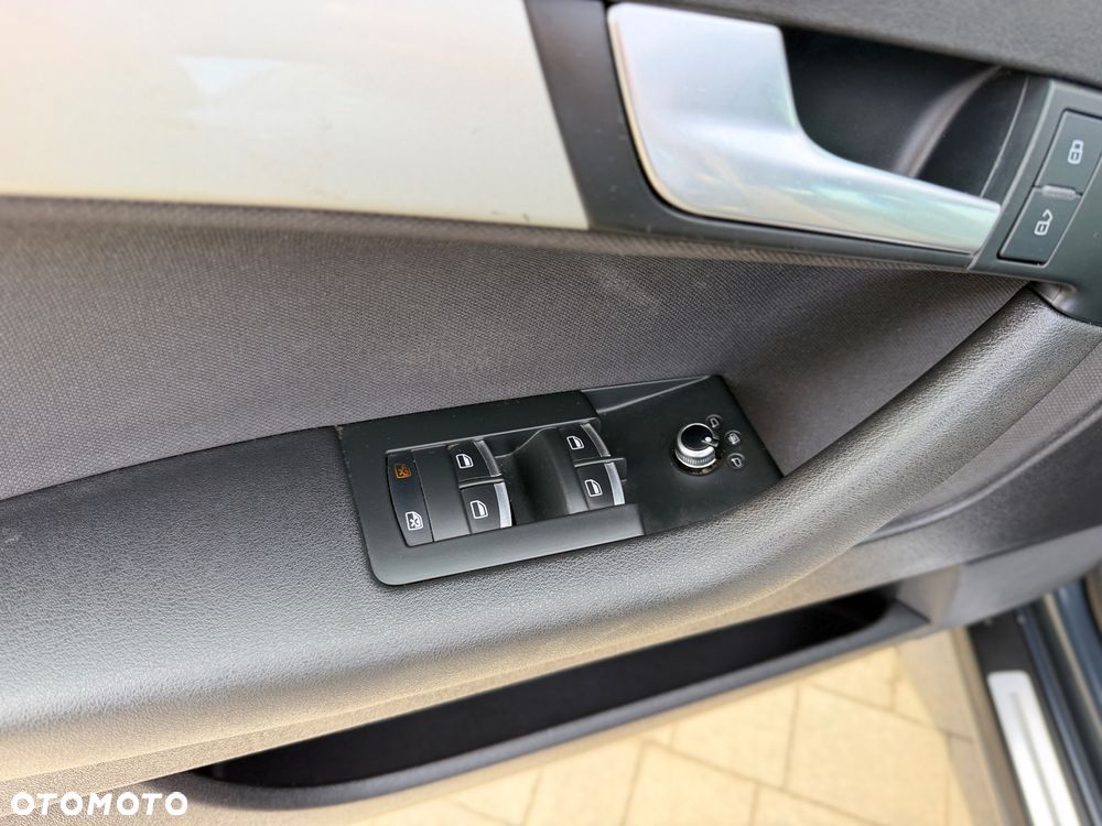 Audi A3 Sportback 1.4 TFSI S line Sportpaket (plus) - 24