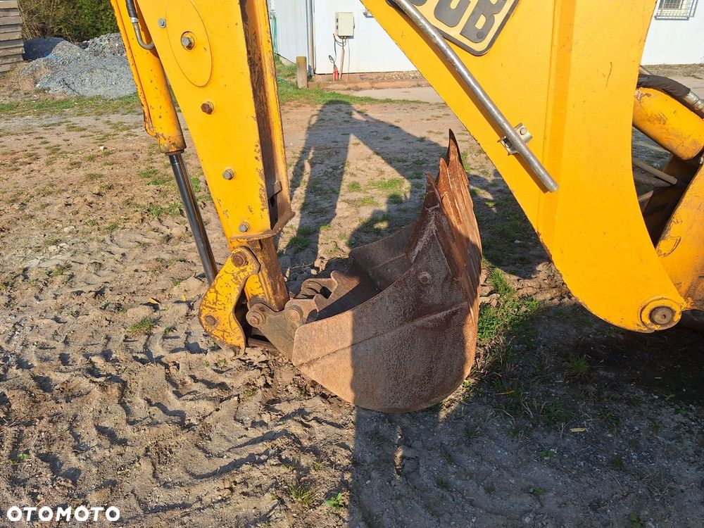 JCB 3Cx 4X4 - 38
