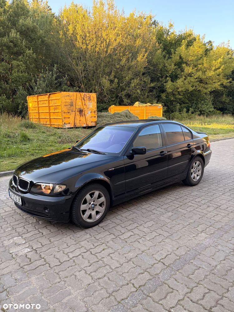 BMW Seria 3 318i - 3