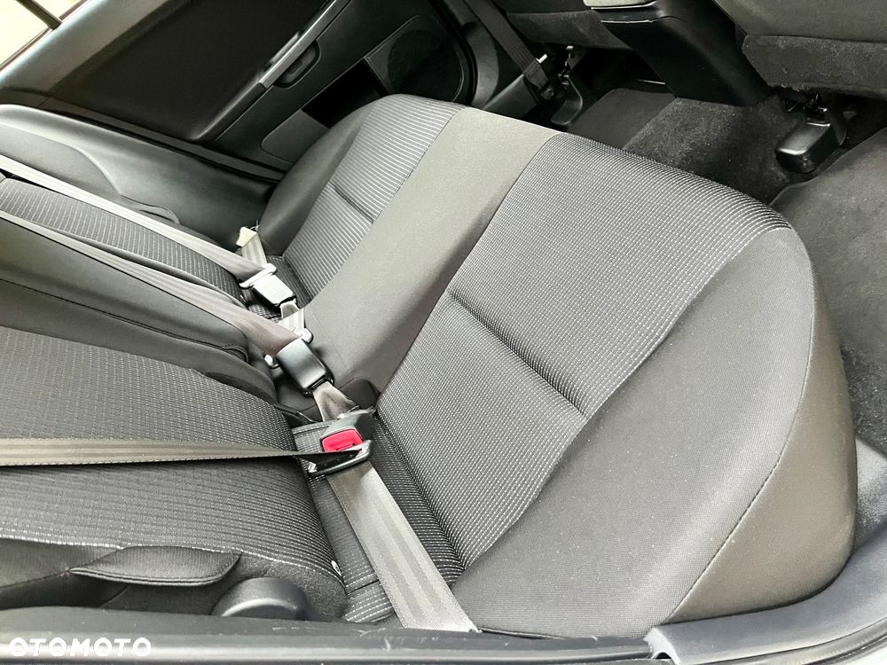 Mitsubishi Lancer 1.5 Inform - 16