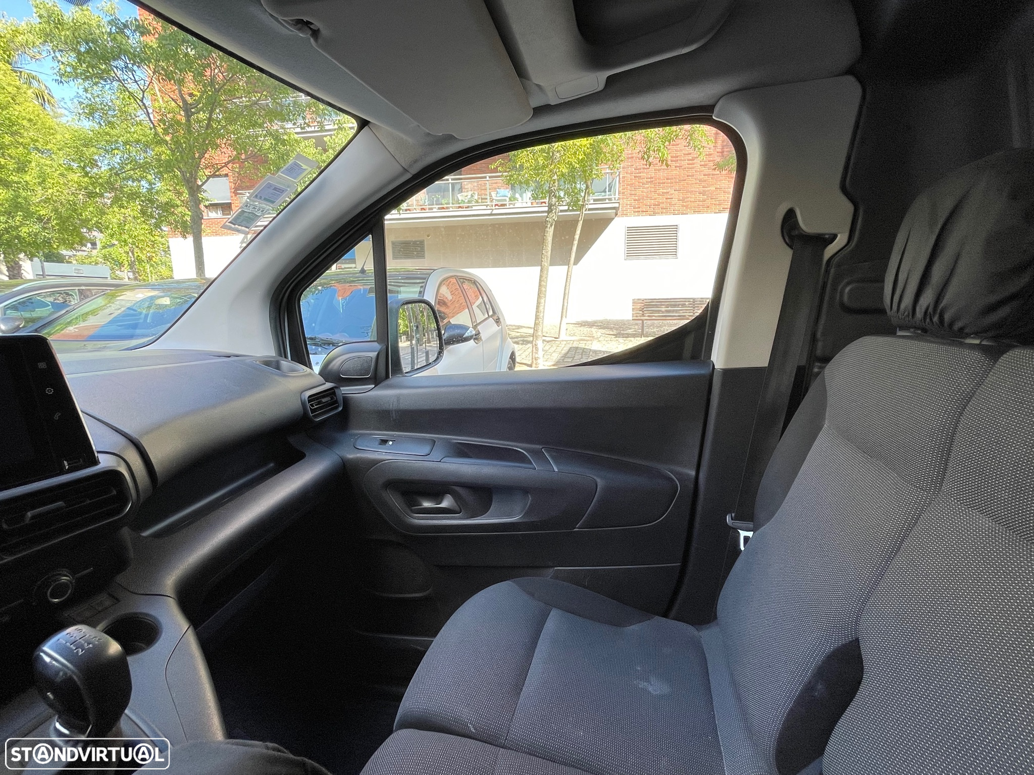 Citroën BERLINGO - 27