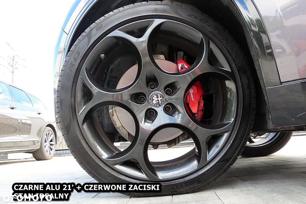 Alfa Romeo Stelvio 2.0 Turbo 16V AT8-Q4 Veloce - 13