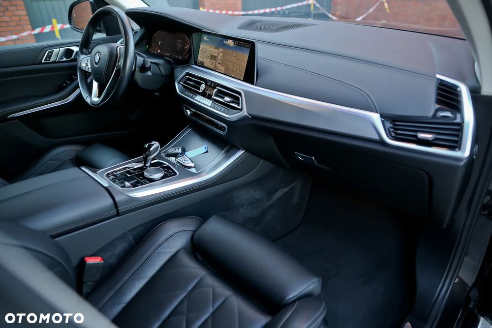 BMW X5 xDrive25d xLine - 23