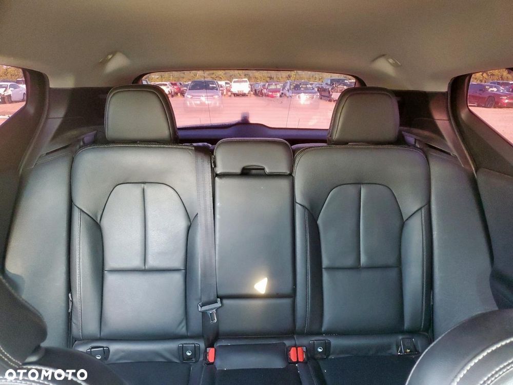 Volvo XC 40 T5 AWD Geartronic Inscription - 9