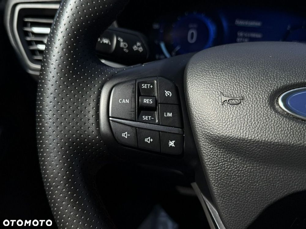 Ford Focus 1.5 EcoBlue STart-Stopp-System ST-LINE X - 18