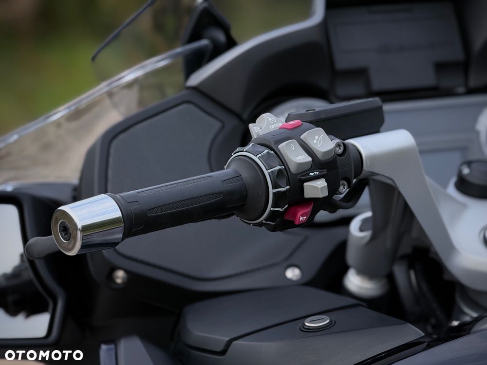 BMW RT - 25