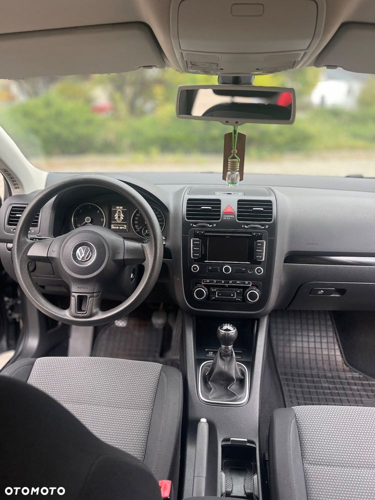 Volkswagen Jetta 1.6 TDI Comfortline - 15