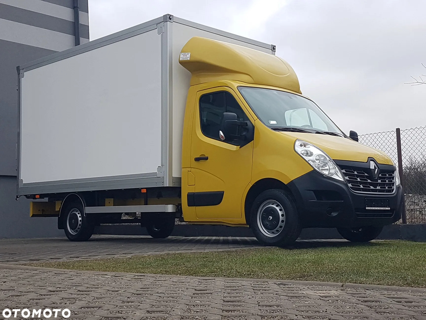Renault MASTER KONTENER 8EP 4,21x2,23x2,22 KLIMA MANUAL KRAJOWY 6-BIEGÓW - 30