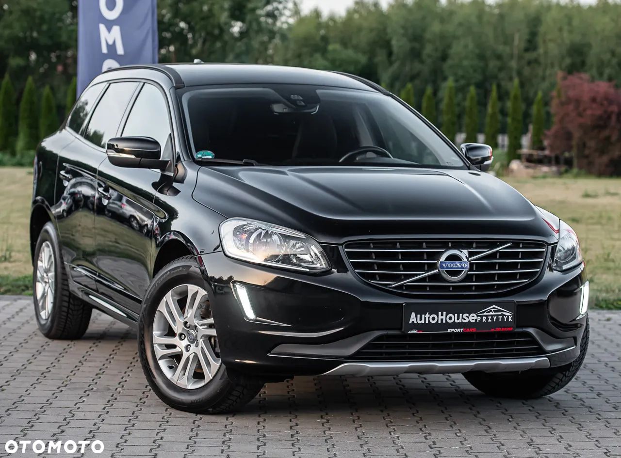 Volvo XC 60 D4 Momentum - 1
