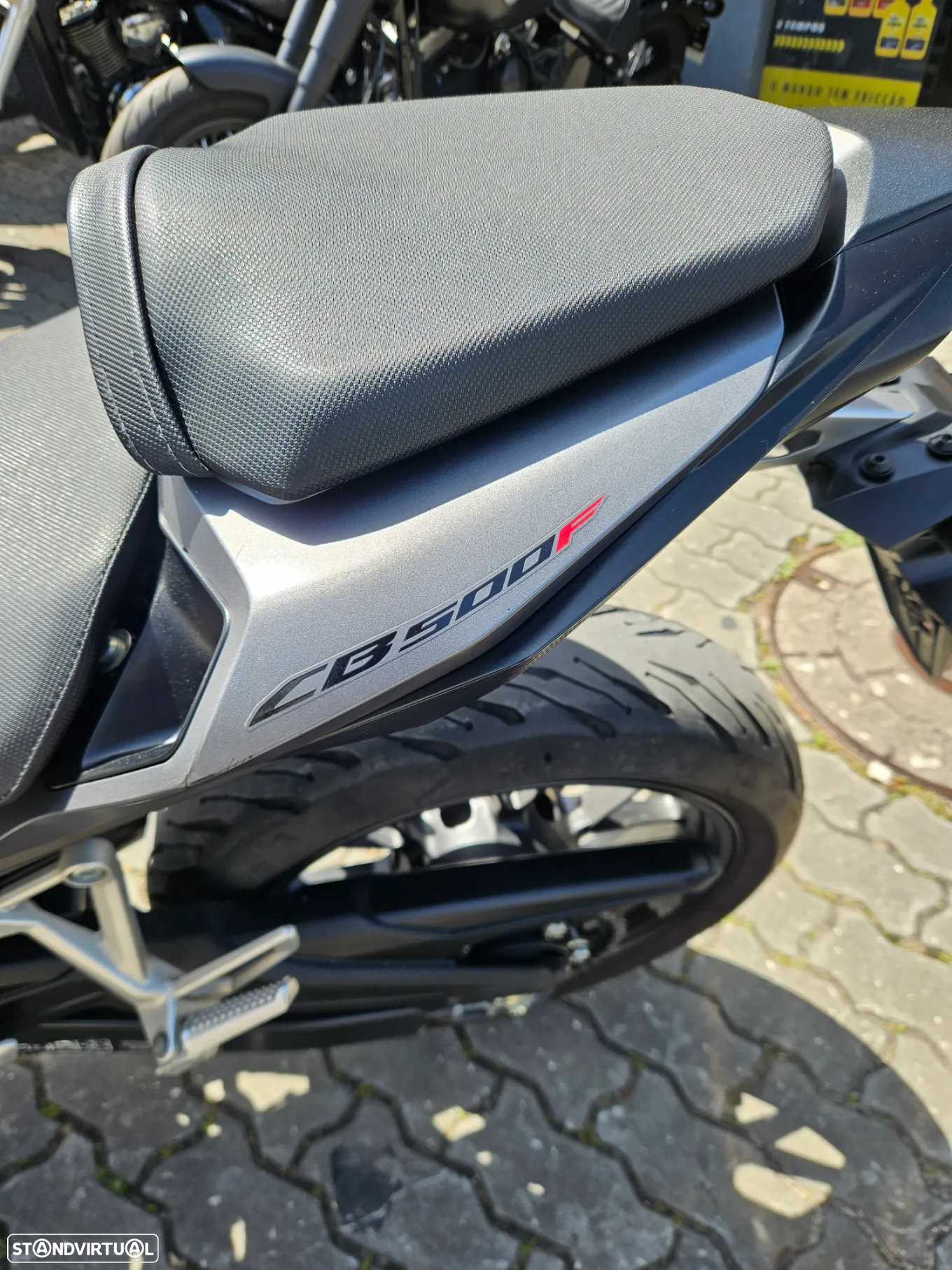 Honda CB - 4