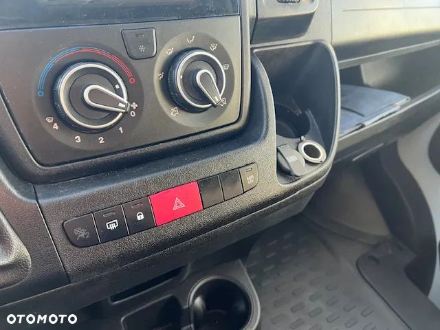 Peugeot Boxer L3H2 7-os. 2,0 Hdi 130 KM klima tempomat - 23