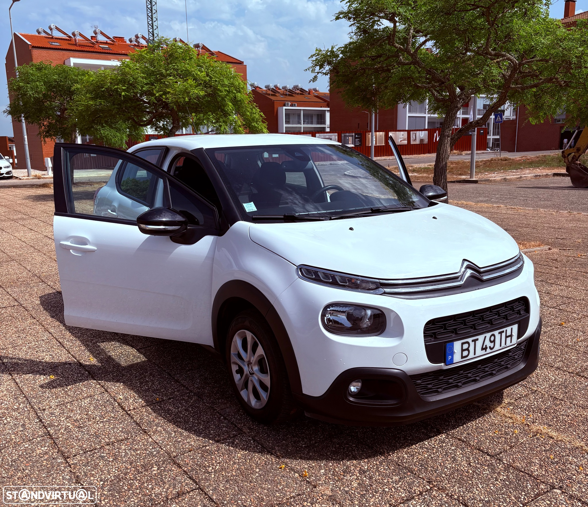 Citroën C3 1.2 PureTech Feel - 2