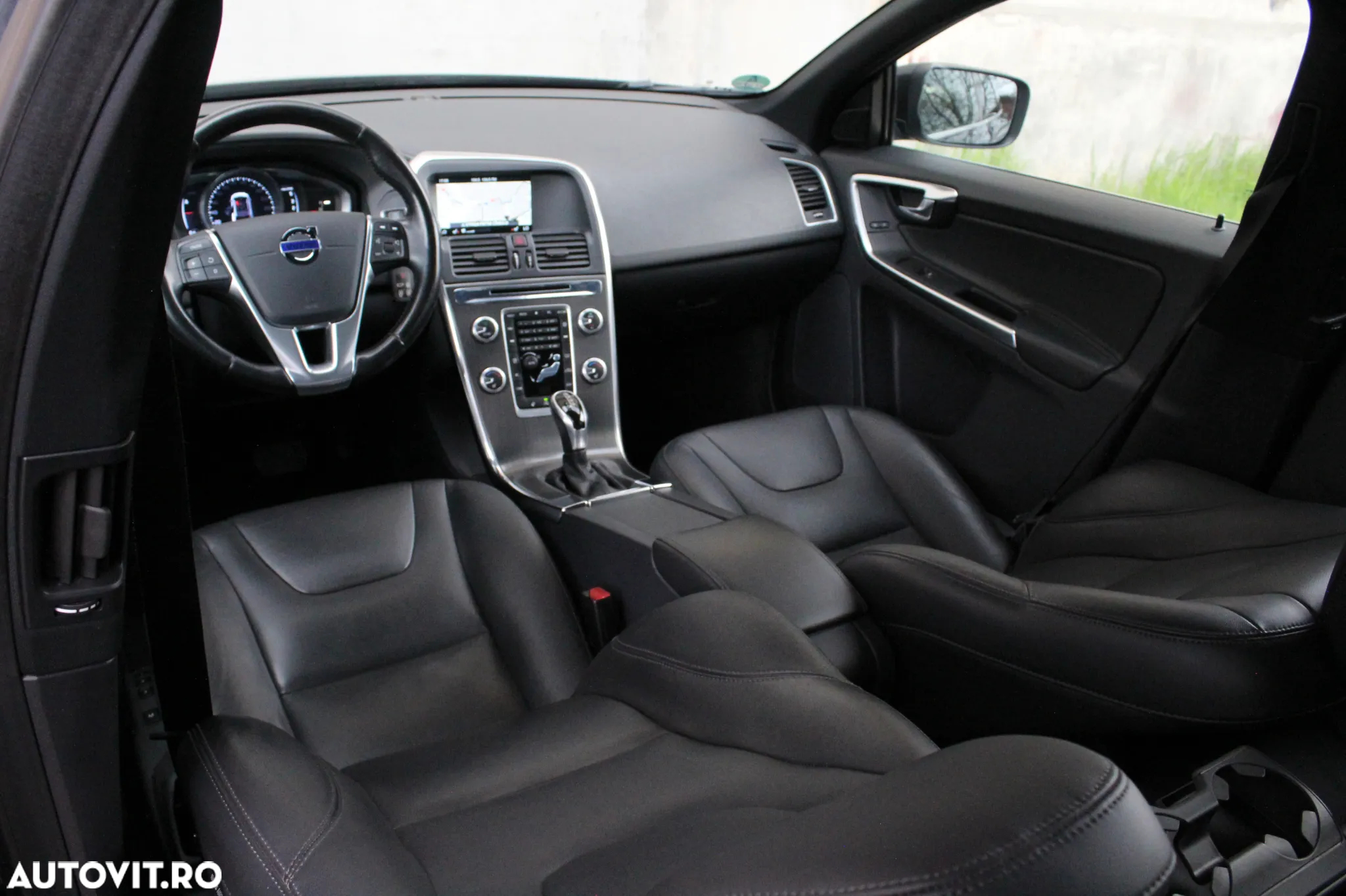 Volvo XC 60 D4 Geartronic Summum - 6