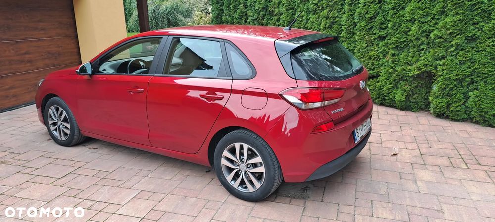 Hyundai i30 1.4 Classic + - 9