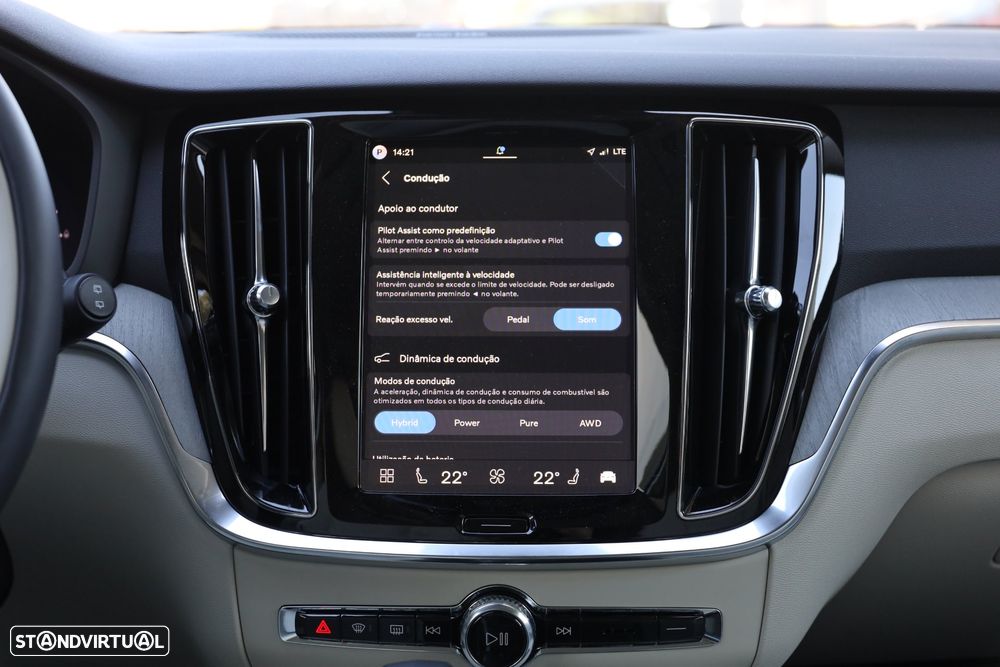 Volvo V60 2.0 T6 AWD TE Plus Bright - 37