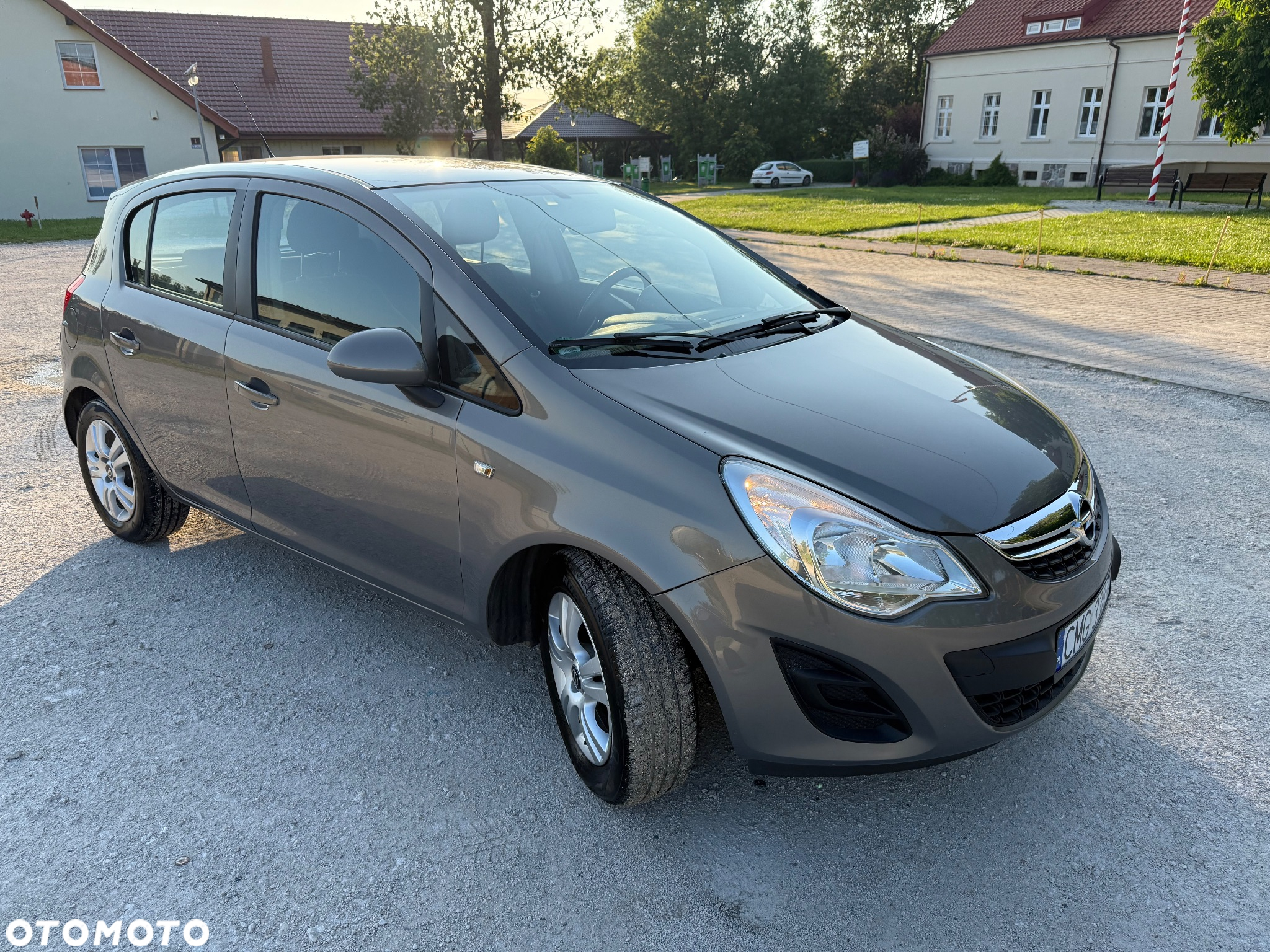 Opel Corsa 1.2 16V Essentia - 10