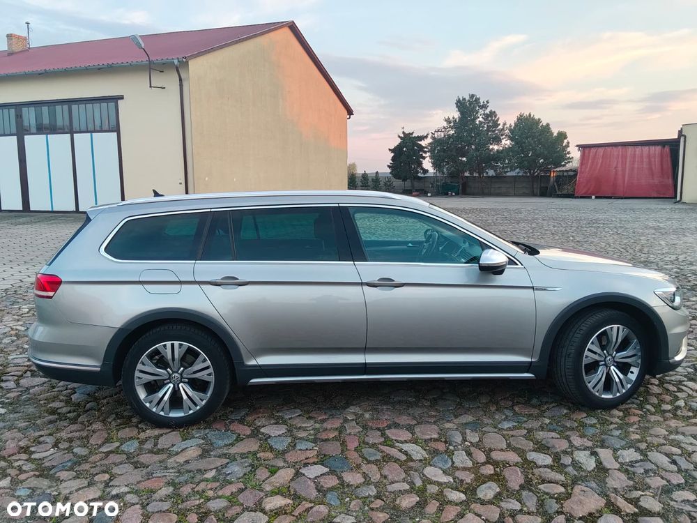 Volkswagen Passat Alltrack 2.0 TDI SCR 4Mot DSG - 3