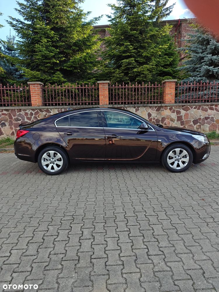 Opel Insignia 1.6 Turbo - 10