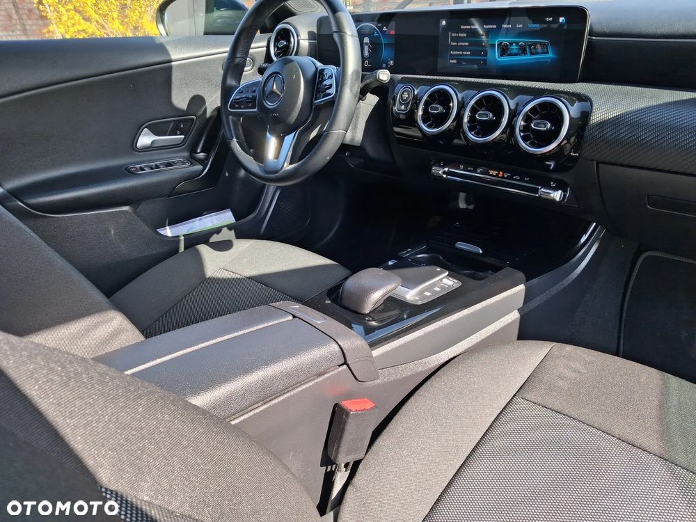 Mercedes-Benz CLA 200 d 8G-DCT Edition 2022 - 7