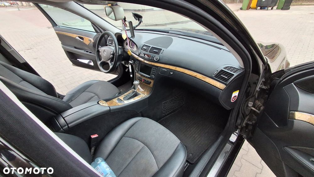 Mercedes-Benz Klasa E - 9