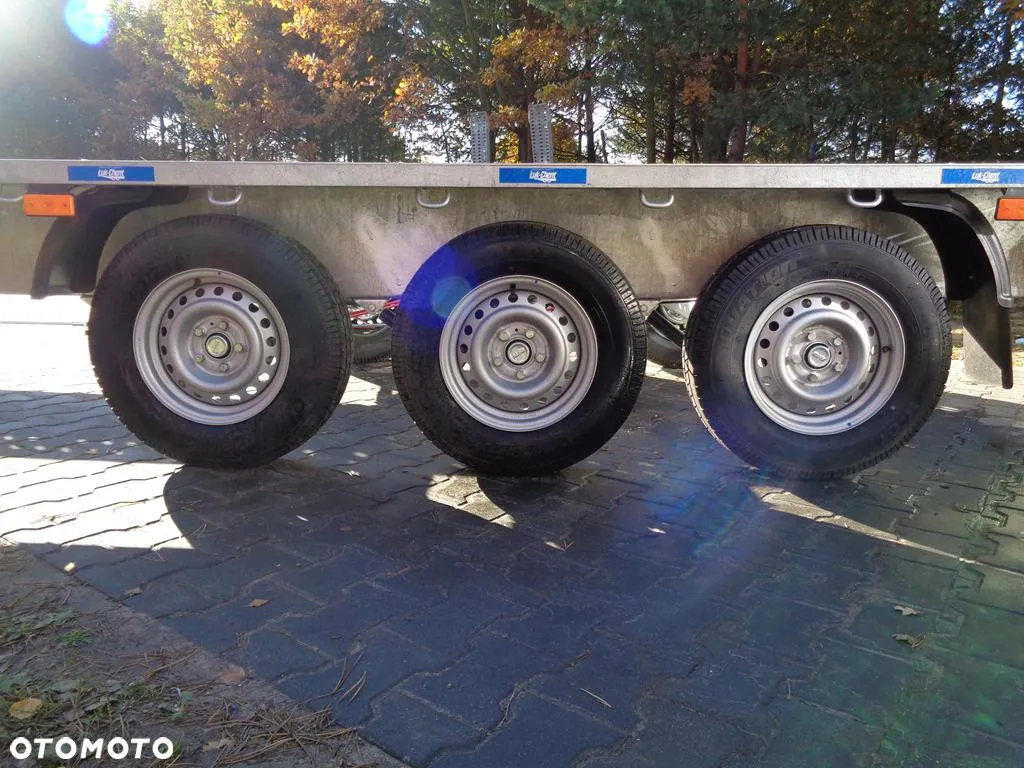 Niewiadów Indiana 8,5 m, pod 2 auta - 2