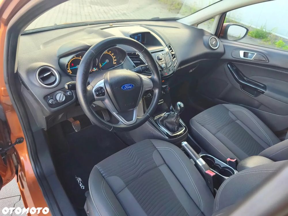 Ford Fiesta 1.0 EcoBoost Titanium - 4