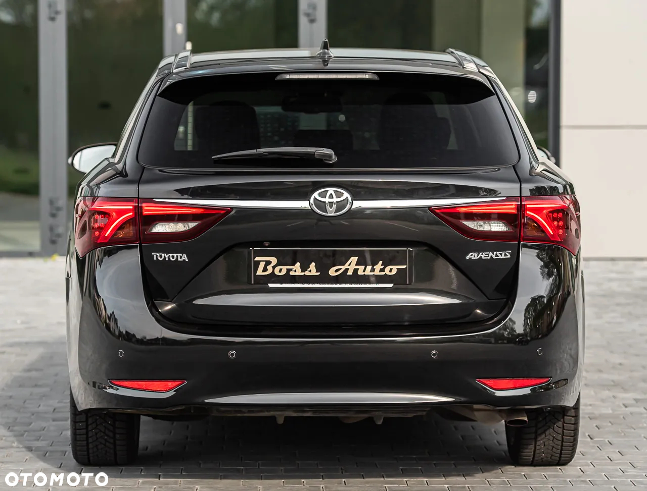 Toyota Avensis Touring Sports 2.0 D-4D Executive - 11