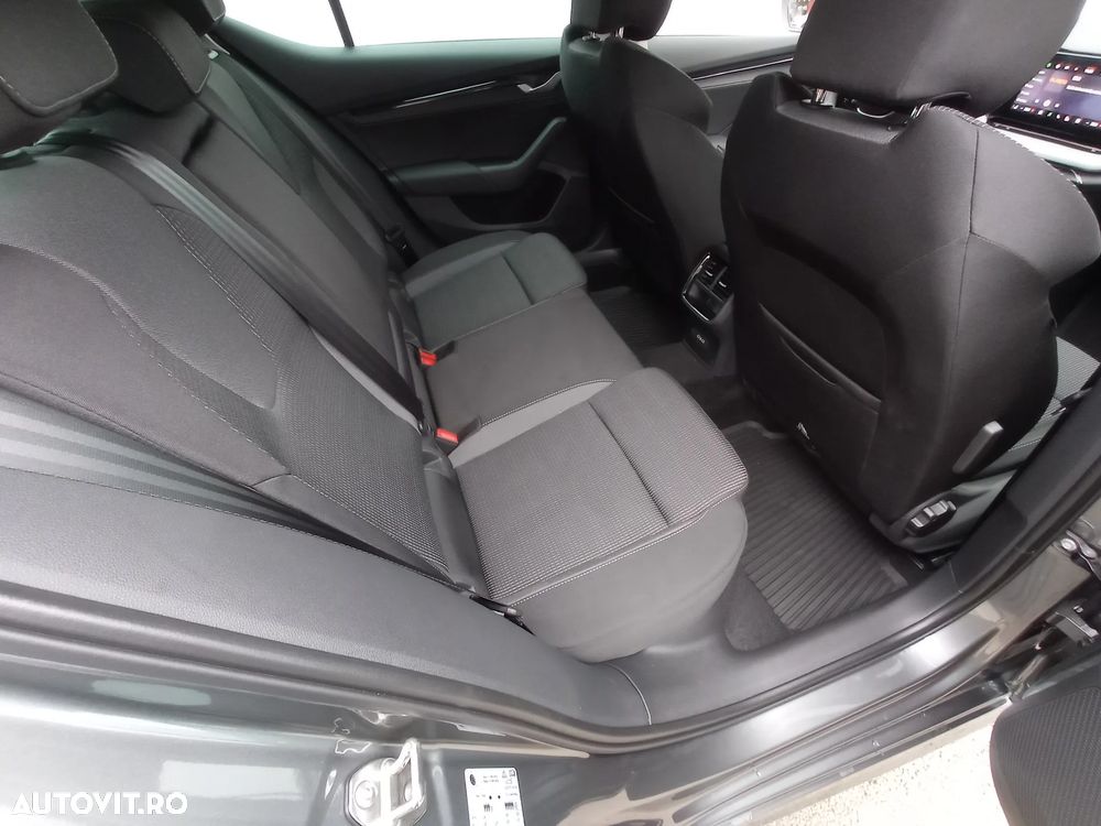 Skoda Octavia 2.0 TDI 150 CP DSG Selection - 23