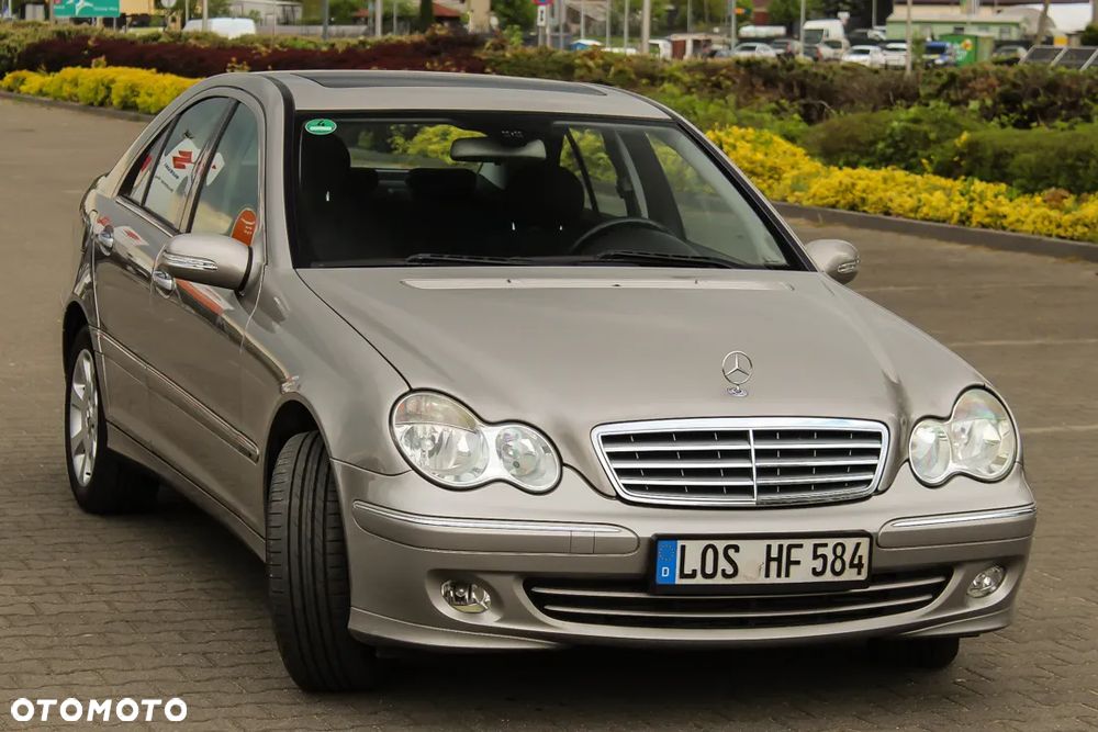 Mercedes-Benz Klasa C 180 Kompressor Automatik Elegance - 4