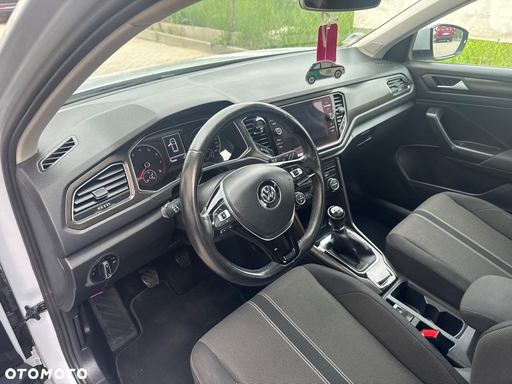 Volkswagen T-Roc 1.5 TSI OPF ACTIVE - 14