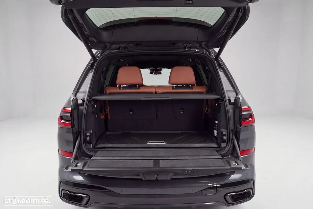 BMW X7 40 d xDrive Pack M Desportivo - 8